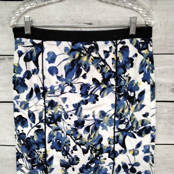 Rafaella Skirt Bright Blue Floral Cotton Spandex Pencil Sz 10 Coquette Office - Picture 6 of 8